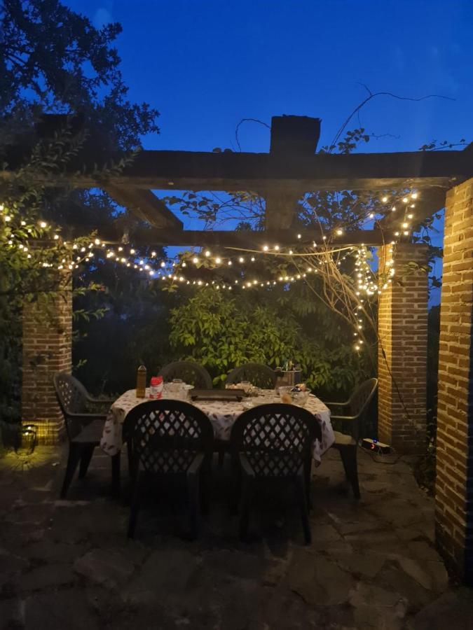 Casa Rural En Candeleda Con Piscina Y Un Maravilloso Jardin Esterno foto