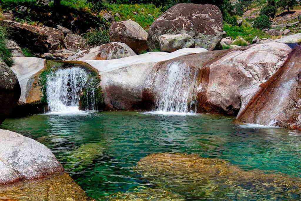 Casa Rural En Candeleda Con Piscina Y Un Maravilloso Jardin Esterno foto