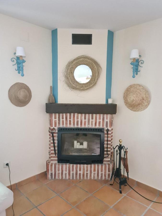 Casa Rural En Candeleda Con Piscina Y Un Maravilloso Jardin Esterno foto
