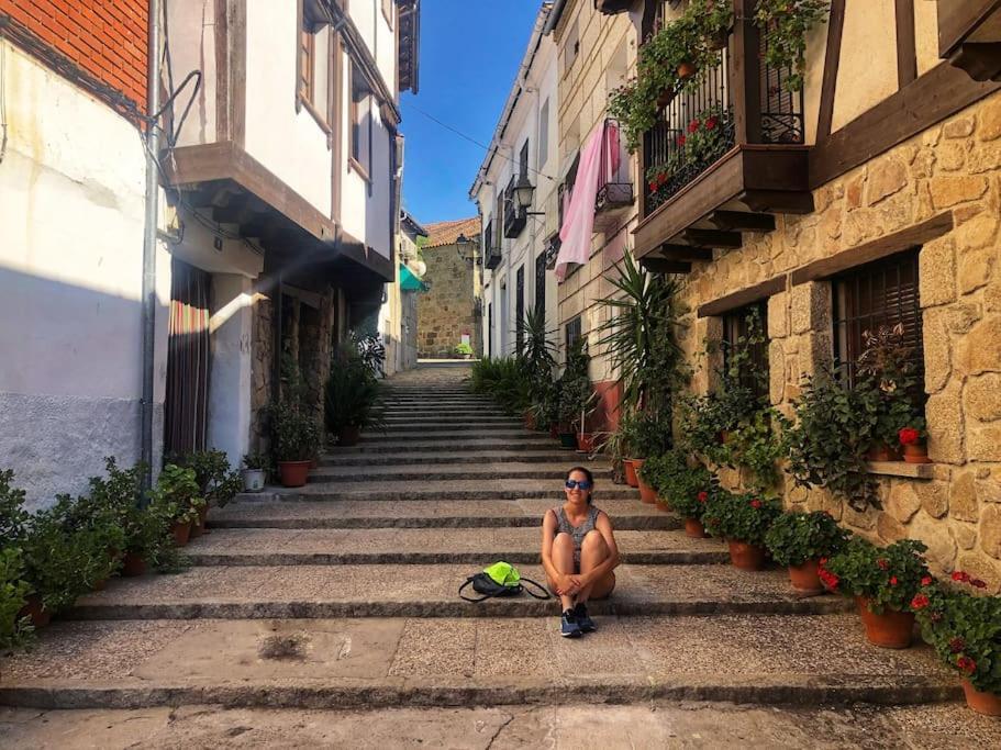 Casa Rural En Candeleda Con Piscina Y Un Maravilloso Jardin Esterno foto