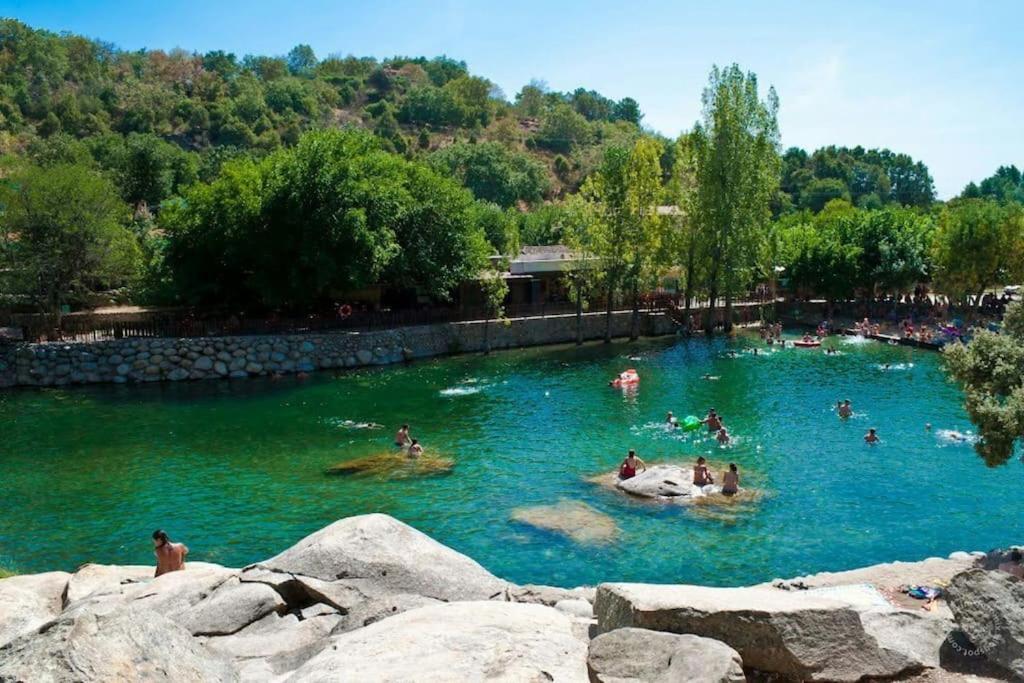 Casa Rural En Candeleda Con Piscina Y Un Maravilloso Jardin Esterno foto