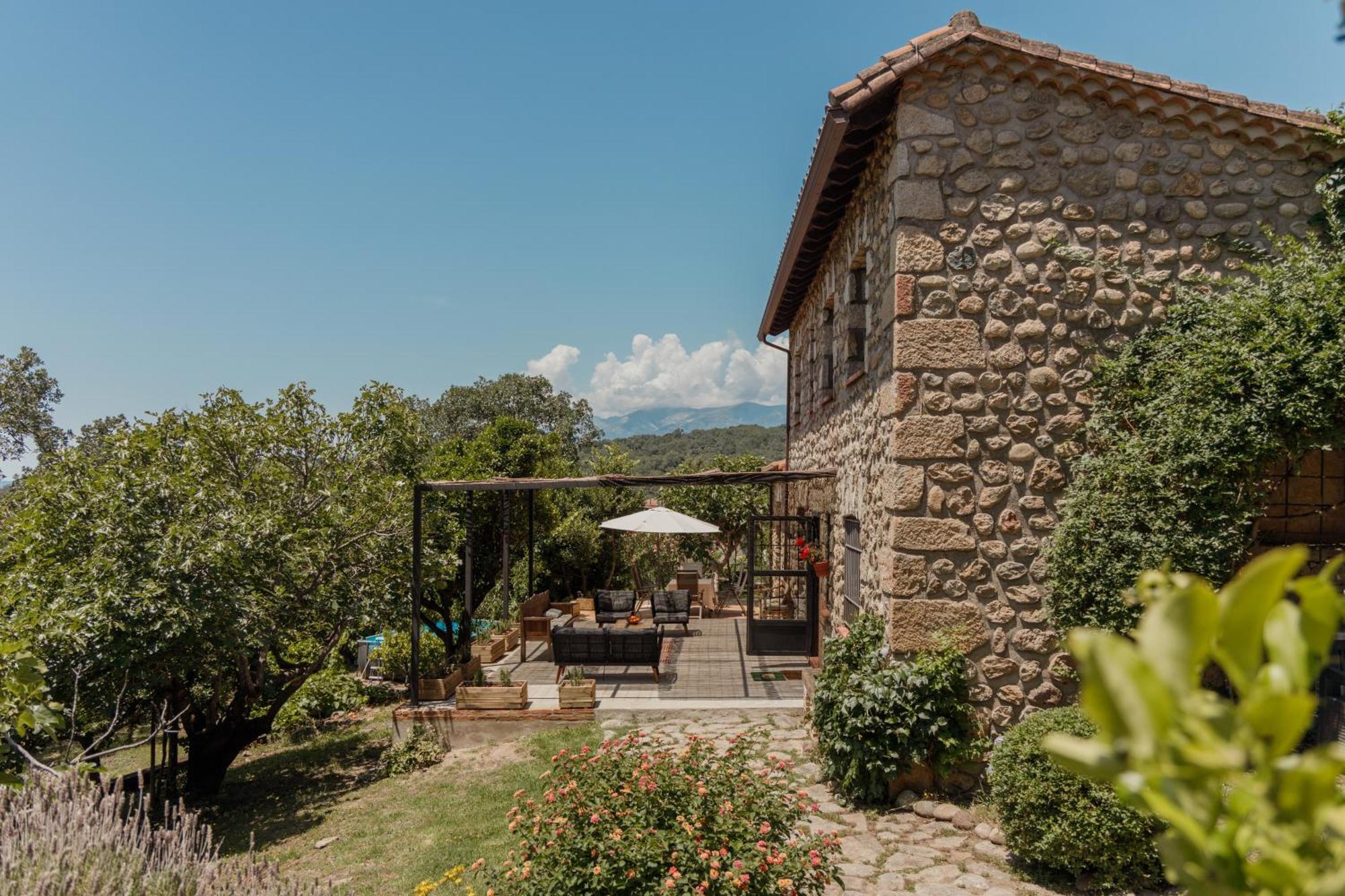Casa Rural En Candeleda Con Piscina Y Un Maravilloso Jardin Esterno foto